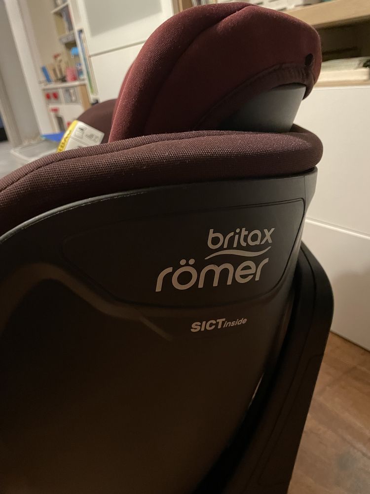 Fotelik samochodowy Britax Romer Dualfix M i-SIZE