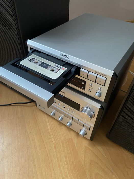 Музыкальный центр Yamaha CRX-E300