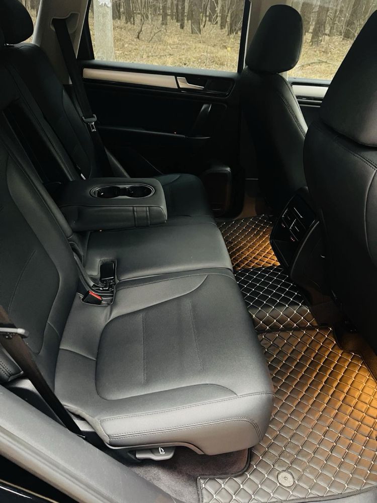 Продам Volkswagen Touareg 3.0TDI 2012 рік