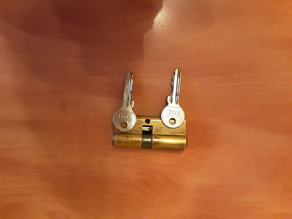 Цилиндр сердцевина KALE 35×10×30 ЛАТУНЬ