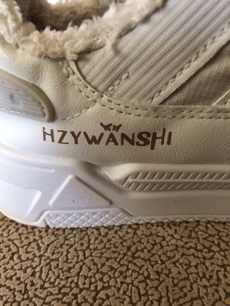Adidasy biale r. 40