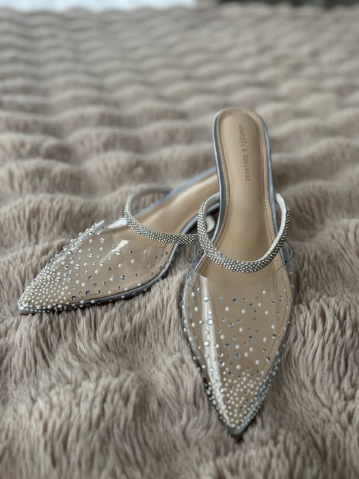 Весільні жіночі туфлі