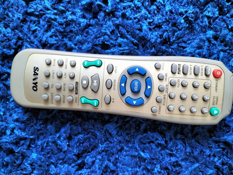 Conjunto de TV e DVD Sanyo