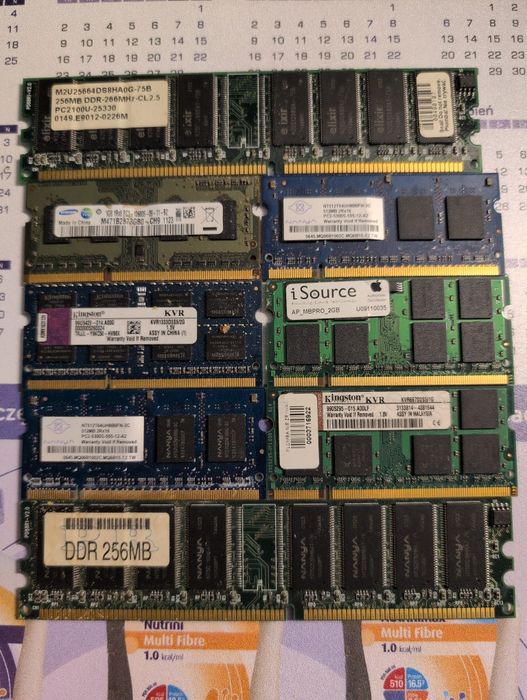 Pamięć RAM kości x8