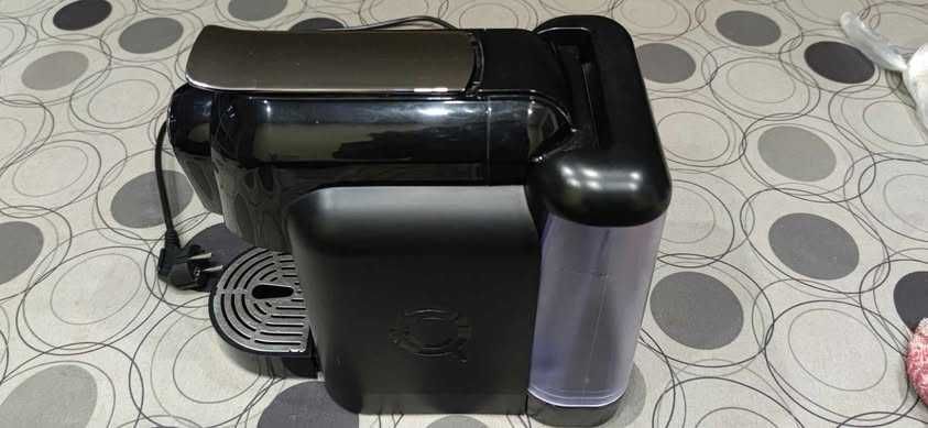 Delta Qool  Máquina Cafe em cápsulas