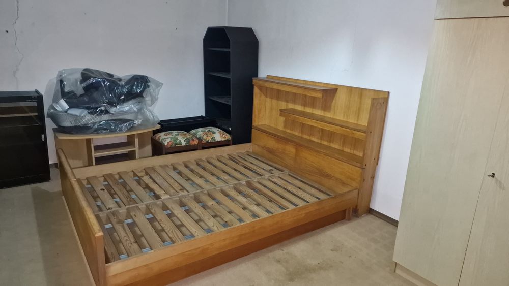 Łóżko, meble, zestaw mebli