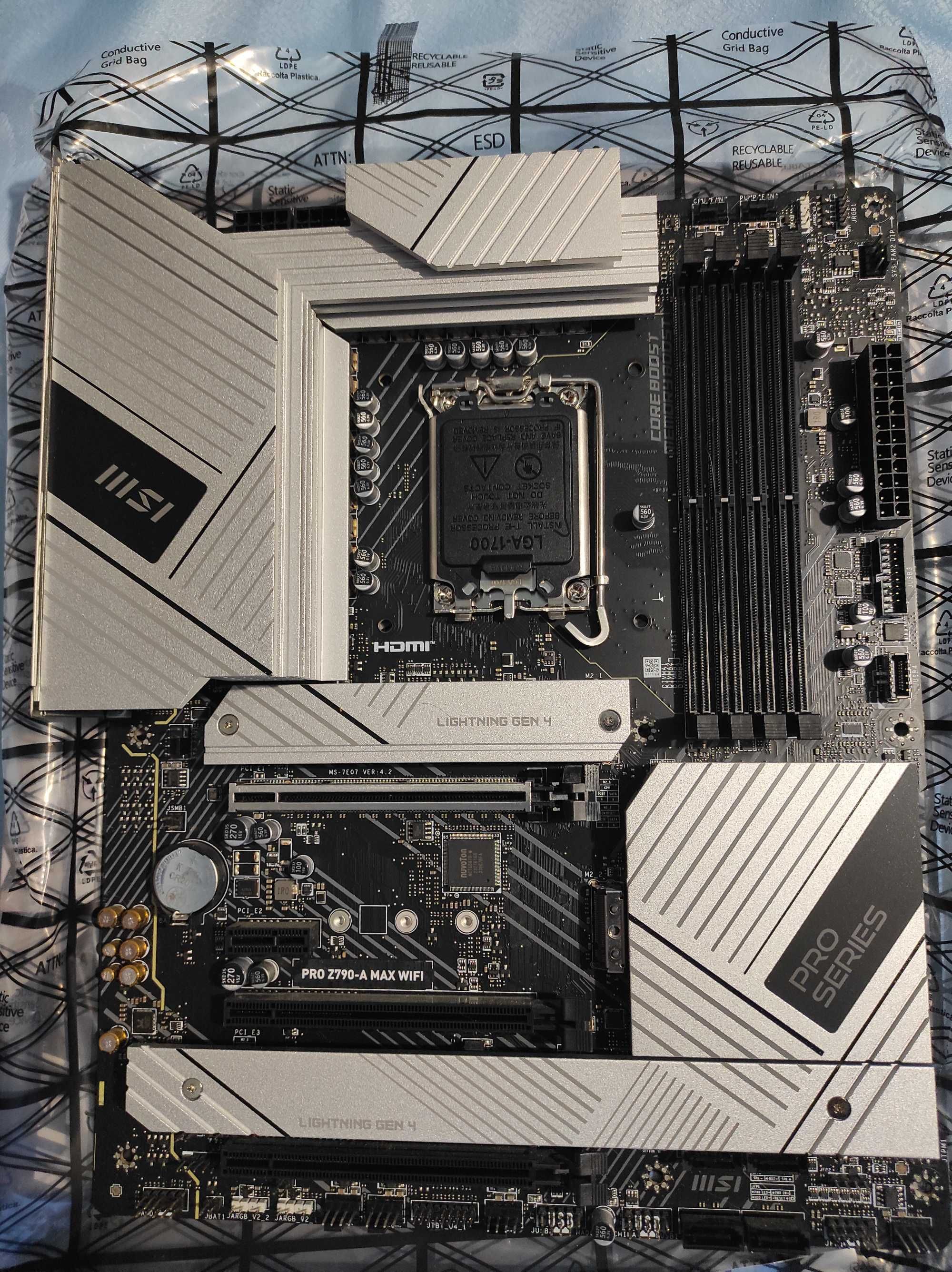 MSI proZ790-A Max+Intel 12600KF+DDR5 32 GB