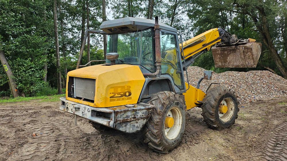 Ładowarka teleskopowa MATBRO TR250-110 Powershift jcb