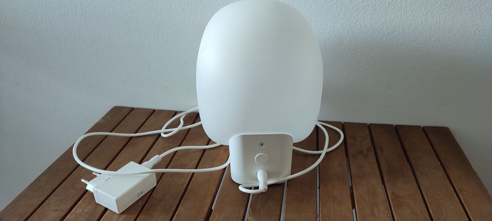 Lampka RGB w kształcie głowy – zmieniająca kolory