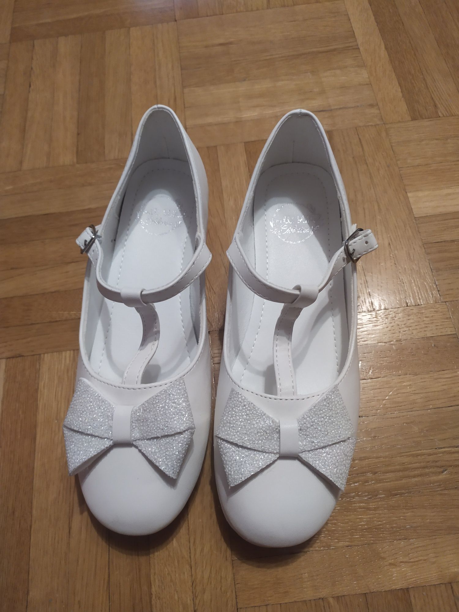 Pantofelki buty na komunię/ na uroczystość r. 35