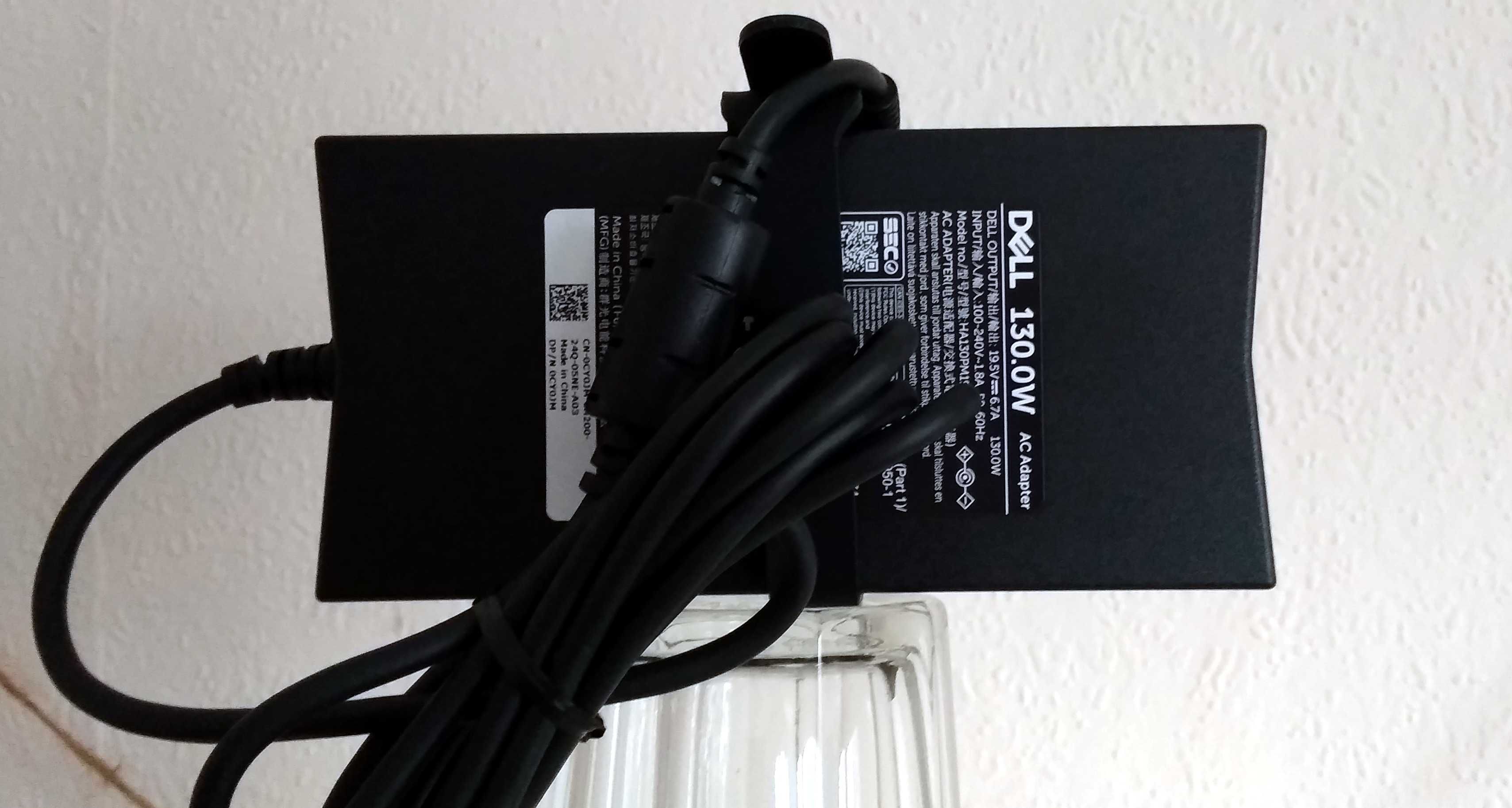 Stacja dokująca DELL Dock WD19S + zasilacz 130W