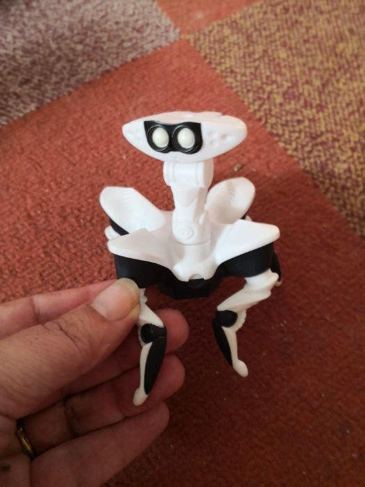 Bonecos vários McDonalds, Burger King e outros