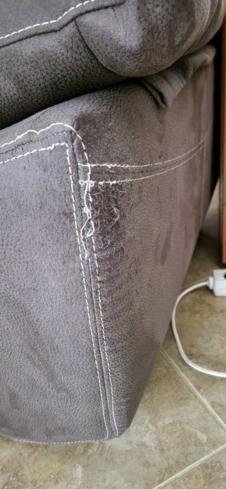 Vendo sofá grande com chaise long