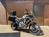 NOWY TIGER 1200 RALLY EXPLORER - Wypożyczalnia Wyjątkowych Motocykli