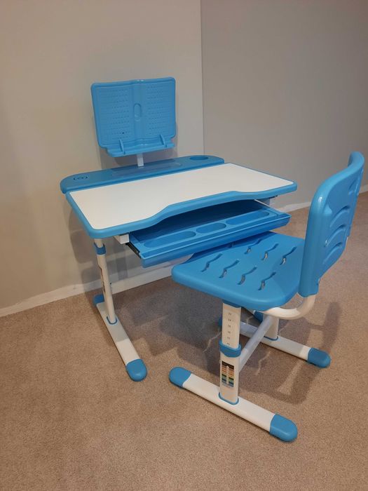 biurko dziecięce + krzesło