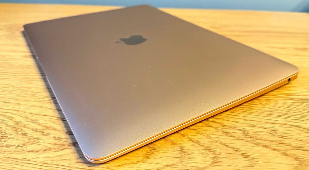 MacBook Air 13 I M1 I 8/256GB I Bat-94% Gold I Świetny stan