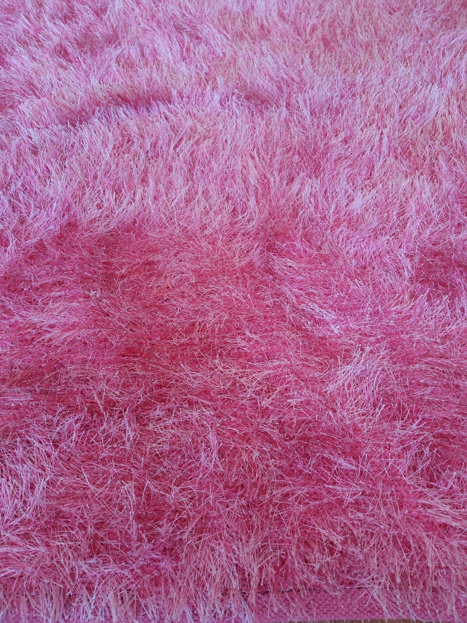 Tapete de pêlo rosa fushia