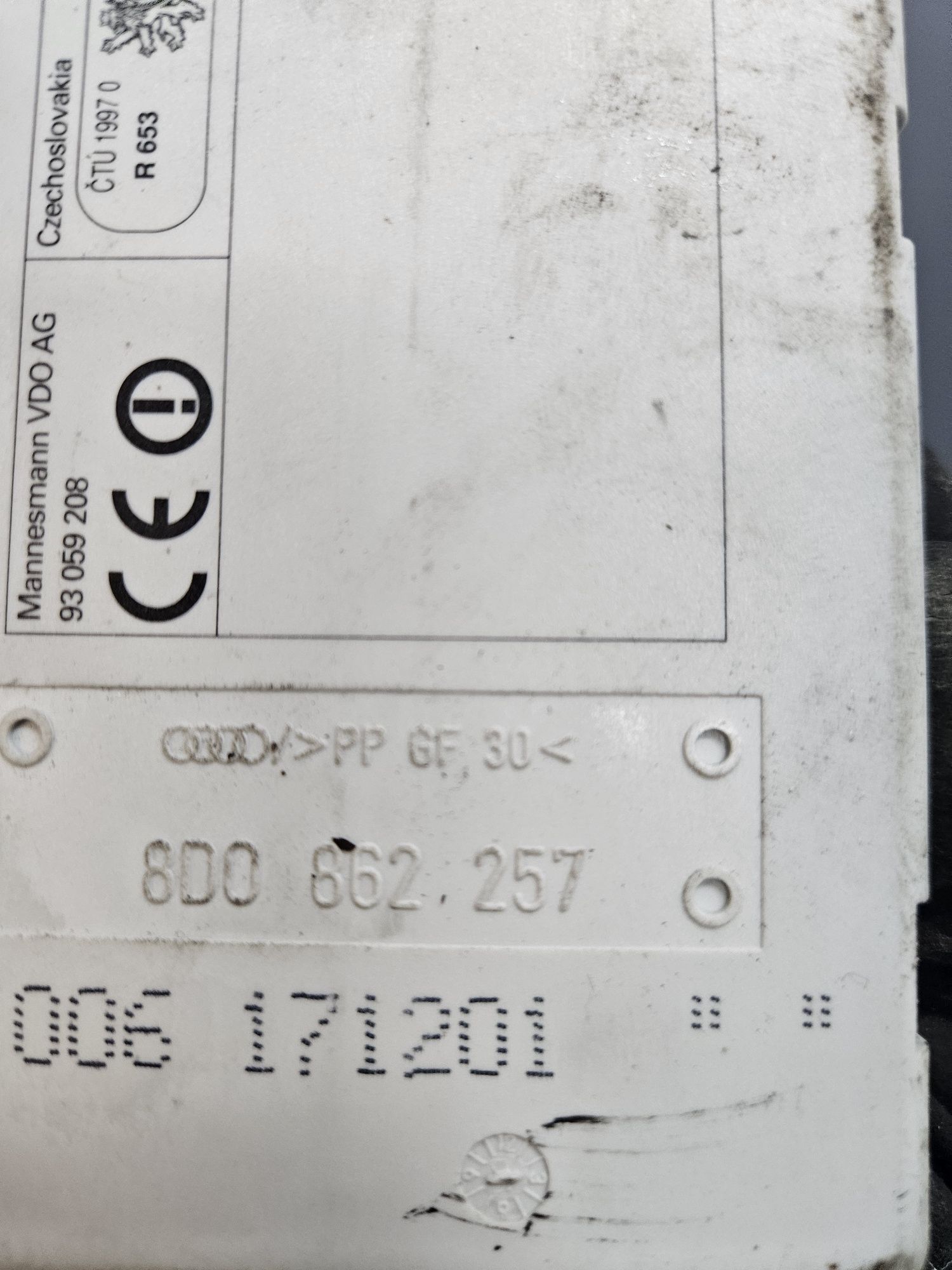 Audi a3 8l pompa centralnego zamka