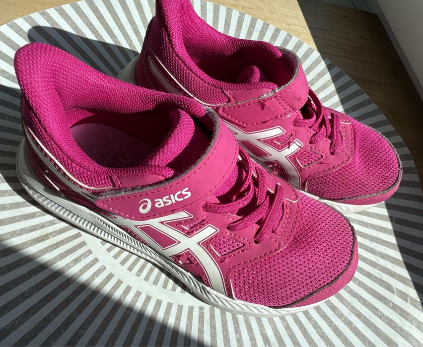 кросівки asics размір 18,5 см