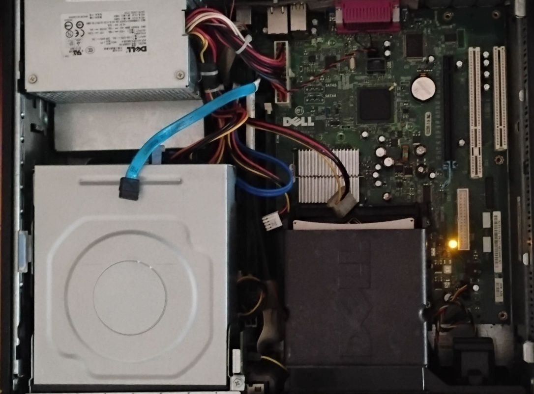 Dell opltiplex 745  bez dysku +Monitor i Klawiatura