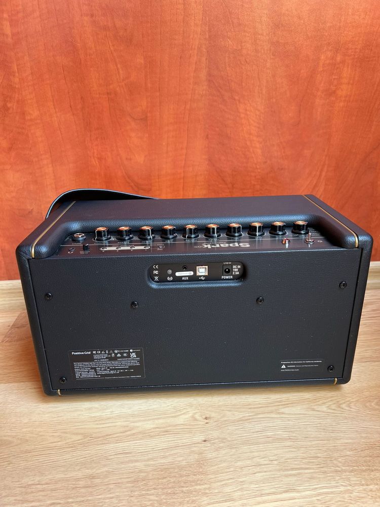 Wzmacniacz Gitarowy Positive Grid Spark Pearl 40