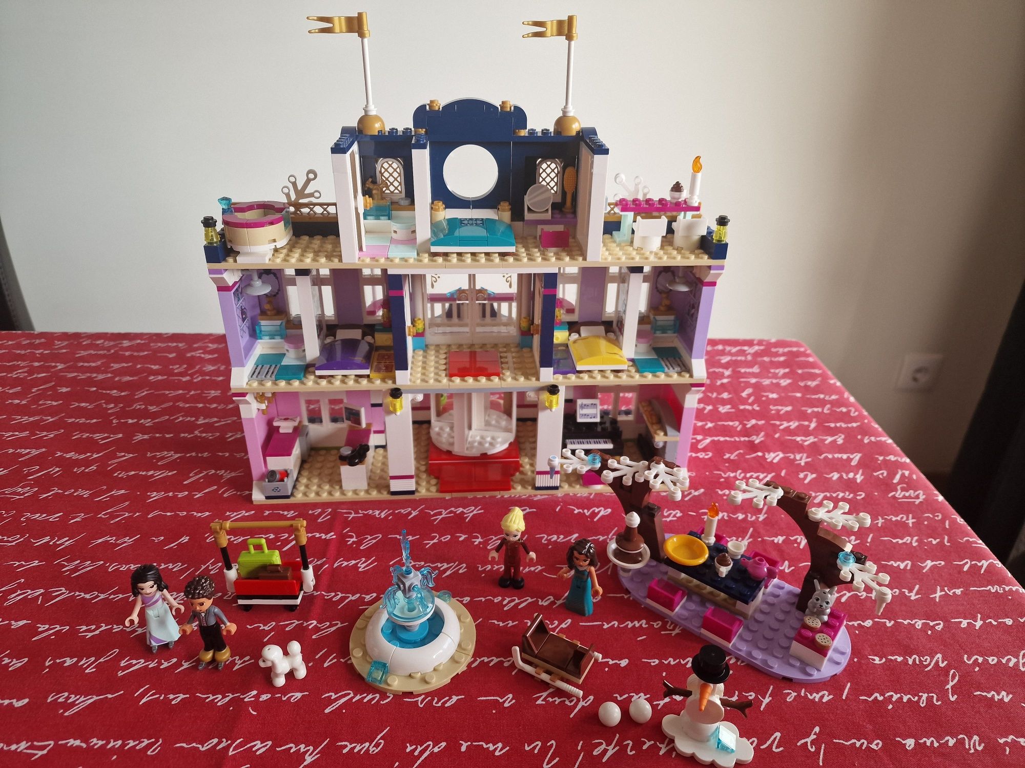 Lego 41684 O Grande Hotel de Heartlake City