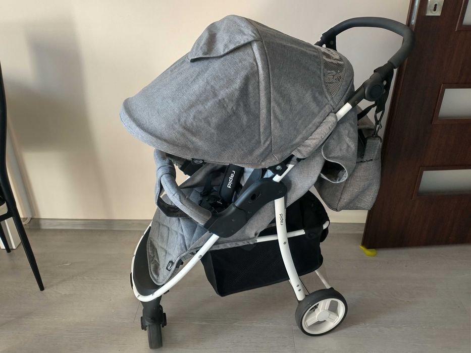 Wózek spacerowy Rapid  4 BABY plus (6 akcesori)