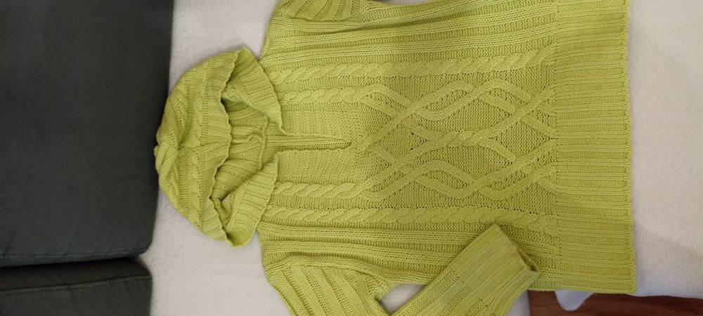 Sweter z kapturem limonka M