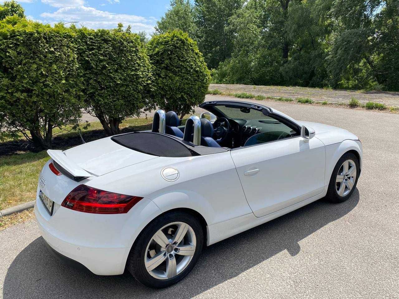 AUDI TT Roadster 2008.