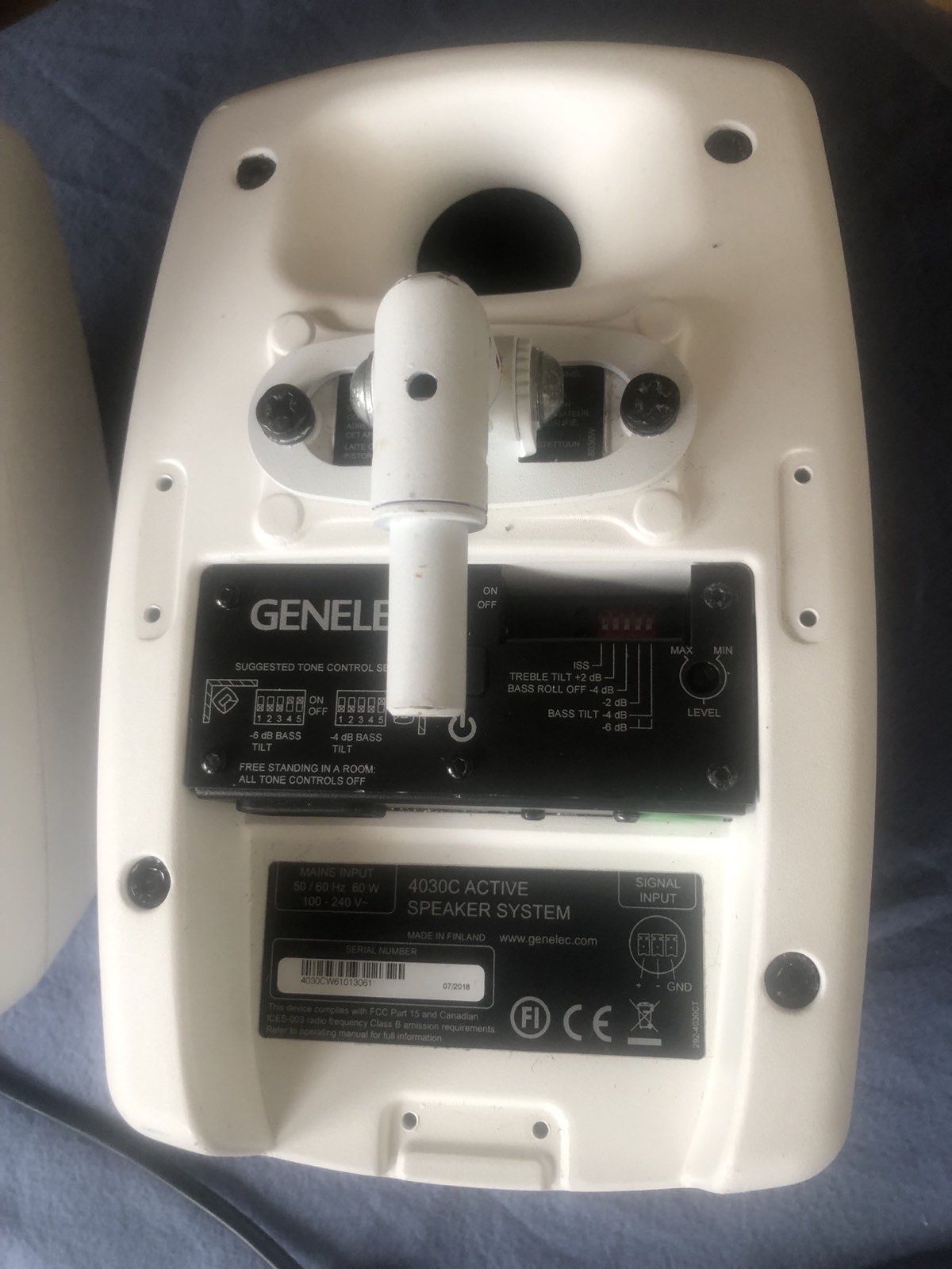 Genelec 4030c колонки