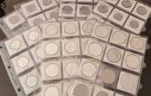 75 moedas PT comemorativas de Euro em dossier