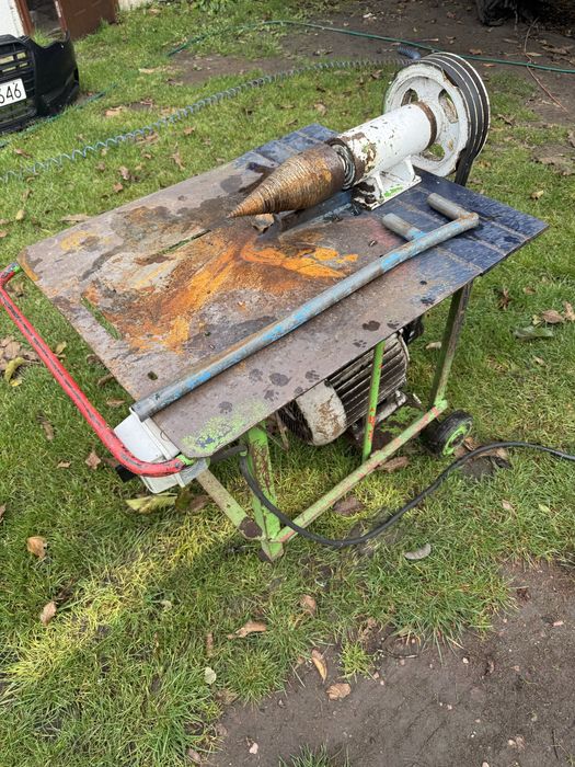 Łuparka świdrowa świder do drewna