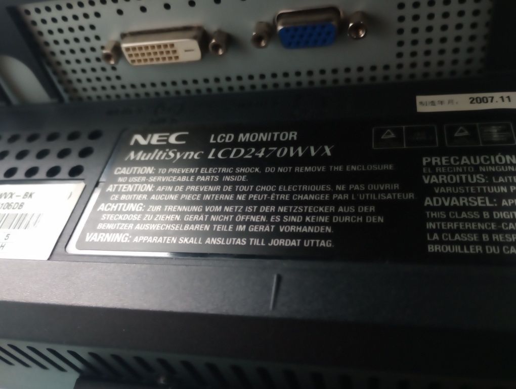 Monitor 24" NEC LCD 2470