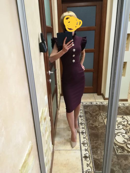 Нарядне плаття,колір марсал