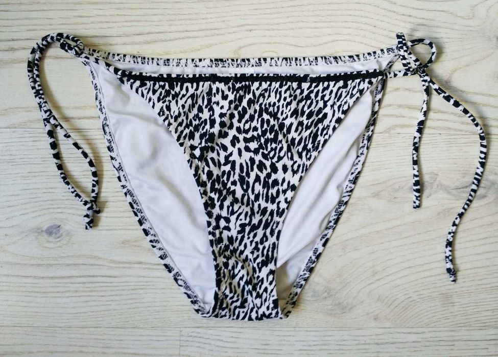 Wiązane majtki od stroju kapielowego bikini bialoczarne cętki 38 40 42