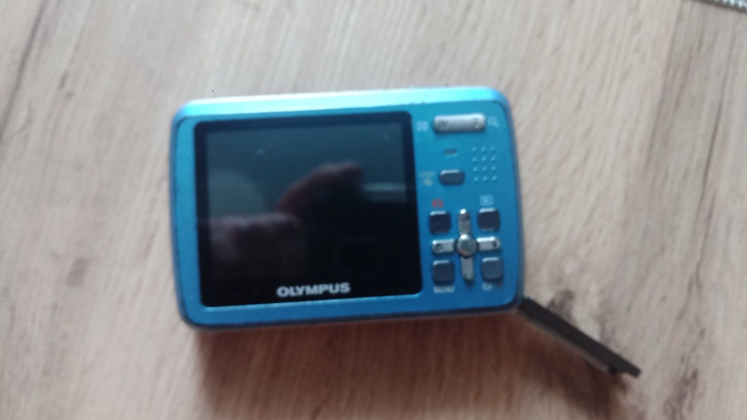 Olympus Stylus-550WP + запчасти
