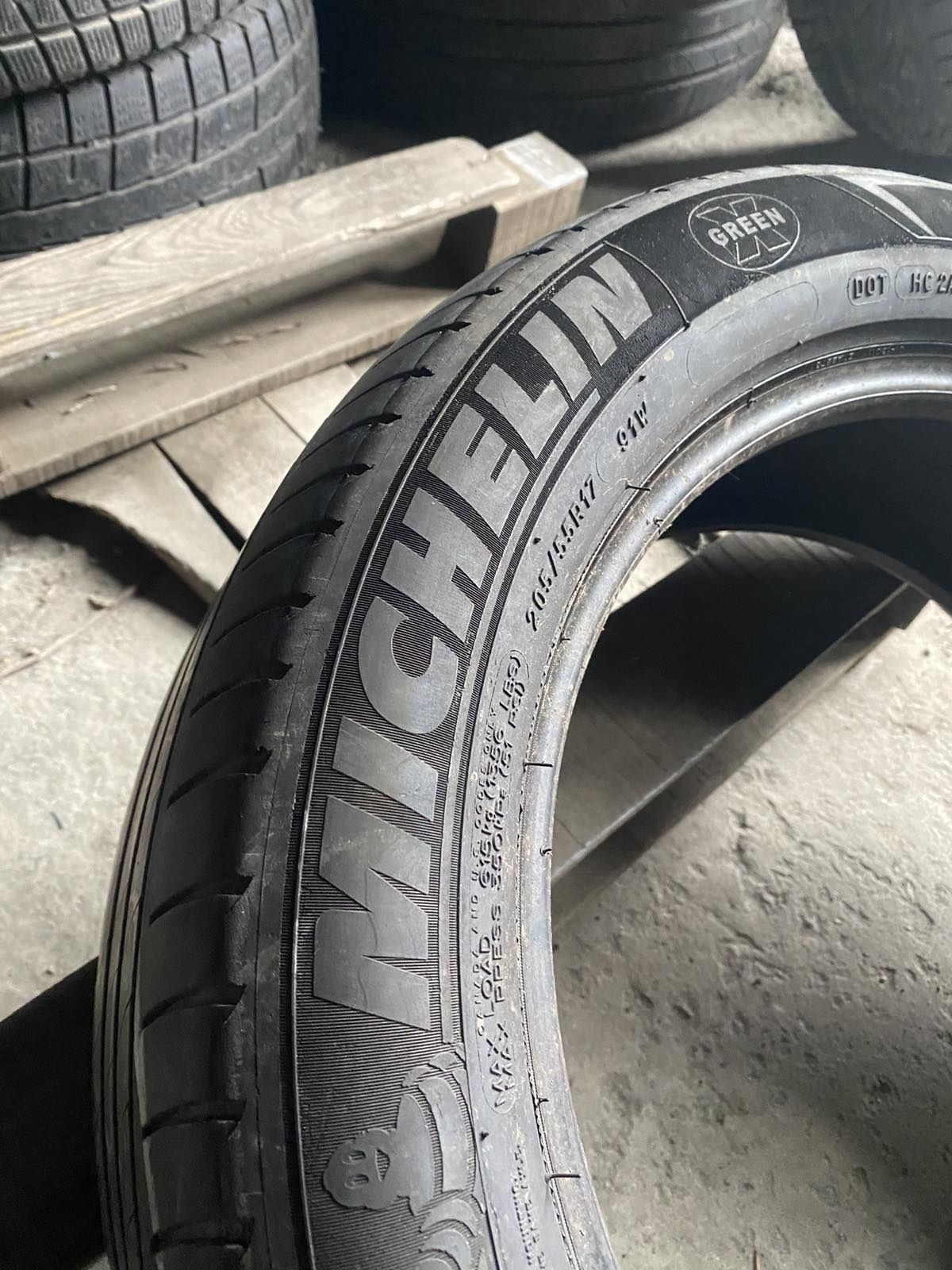 205.55.17 Michelin 1шт лето БУ склад шины резина из Европы 55 R17