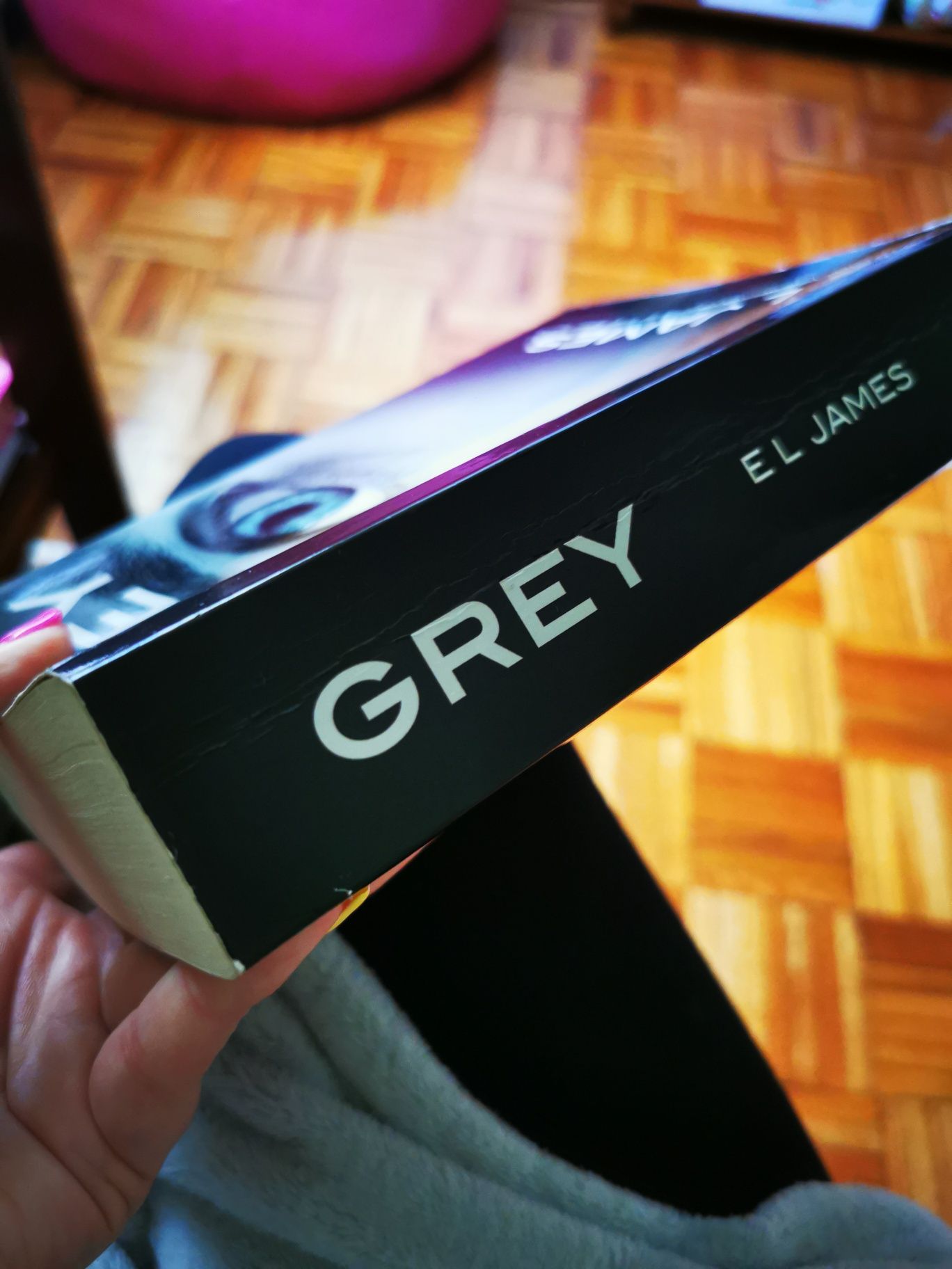 Livro " Grey" El James