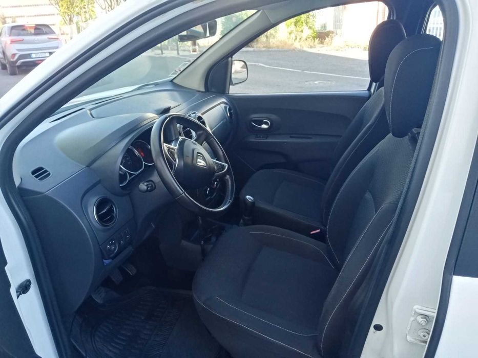 Dacia Lodgy 1.5 dCi Stepway 7L Branco