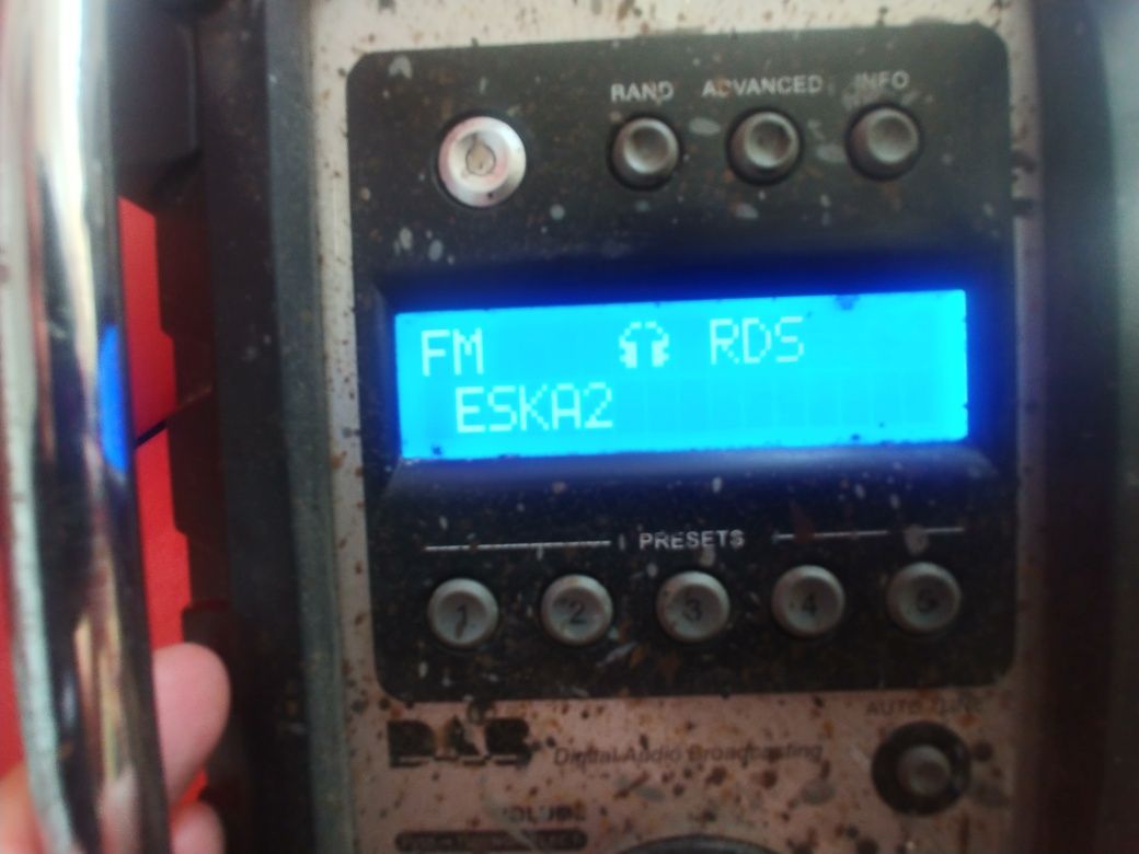 Radio budowlane makita dmr109