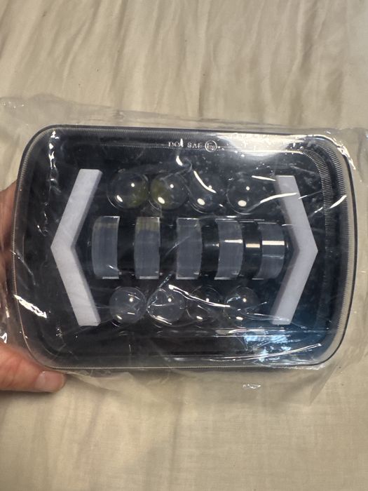 Reflektory przód JEEP CHEROKEE XJ LED komplet