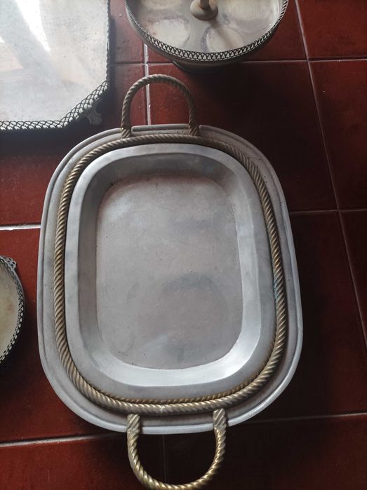 Bandeja antiga em estanho (Jorsil)
