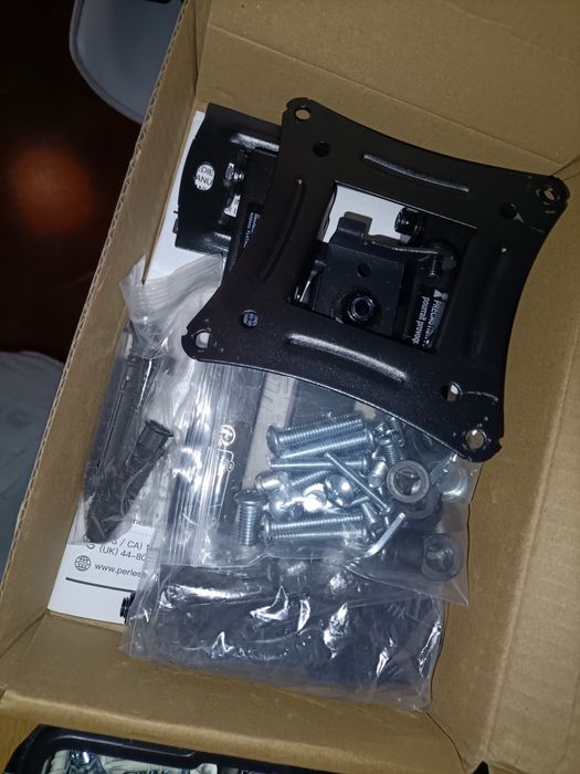 Suporte para TV novo