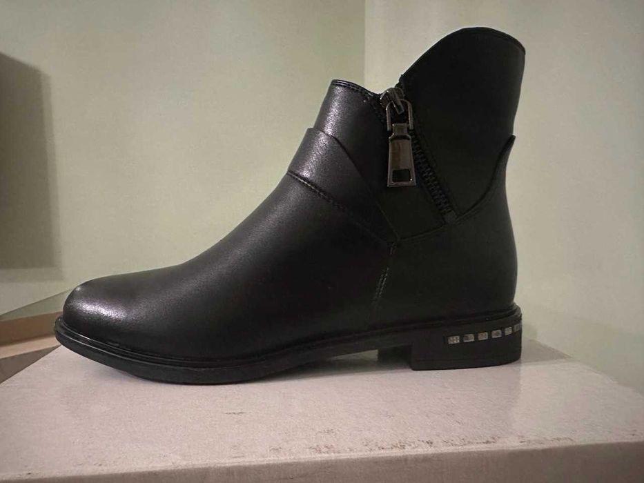 Черевики демисезонні жіночі шкіряні