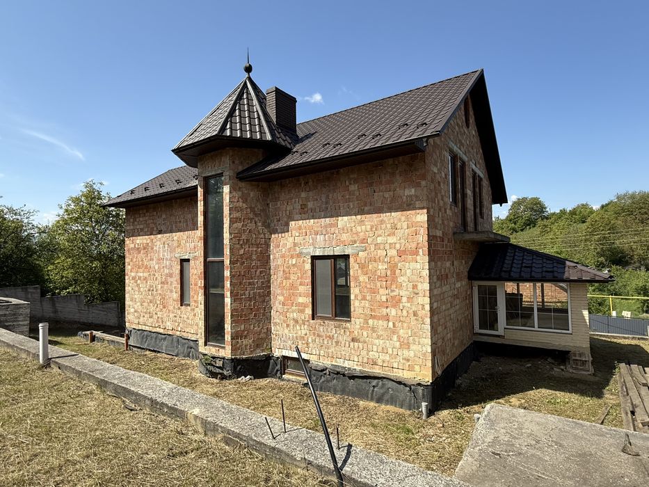 Продається будинок в с.Коровія