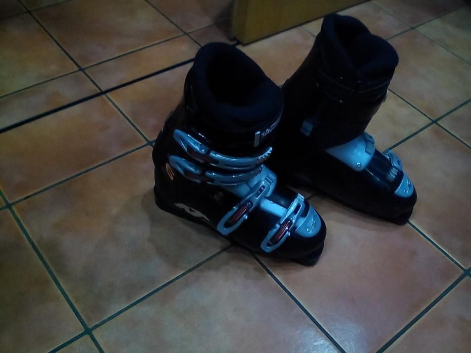 Botas de Sky da Nórdica Easy Move
