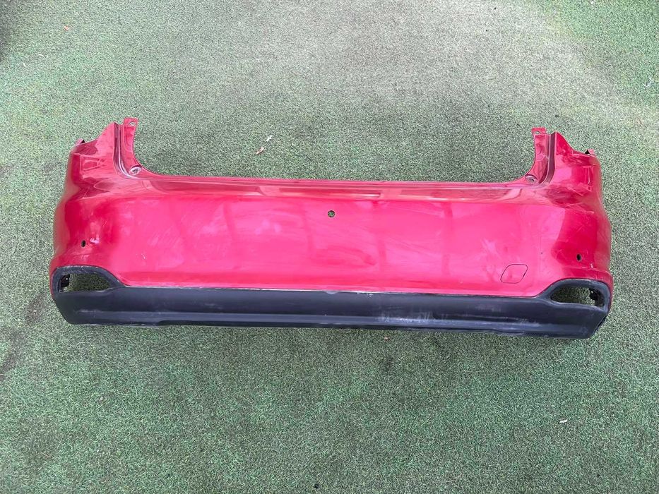 Бампер задній Fiat Tipo Тіпо від2015-рр Хетчбек