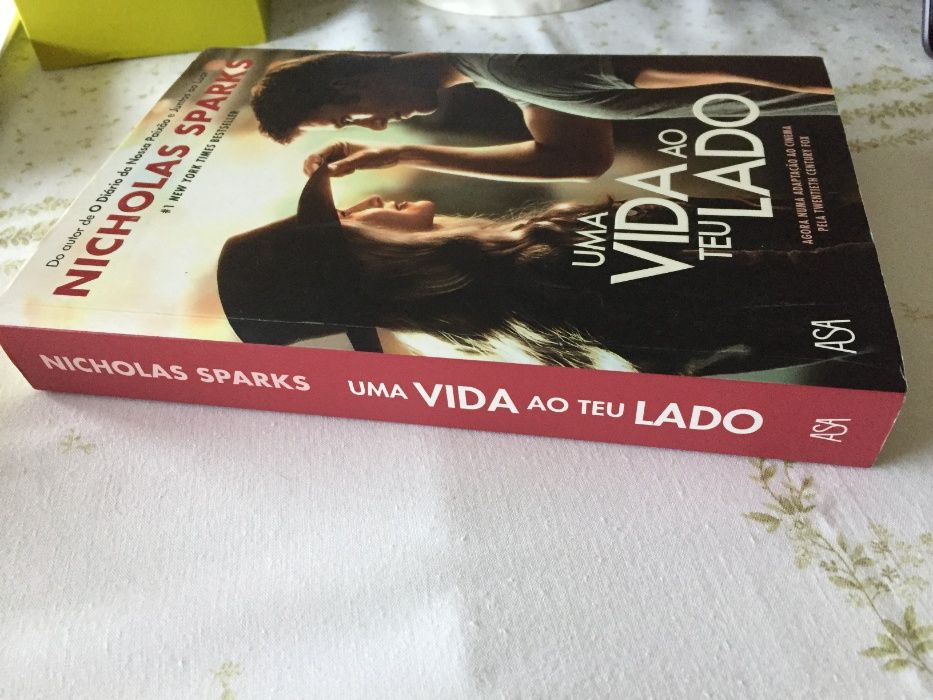 Livro "Uma Vida Ao Teu lado" - Nicholas Sparks