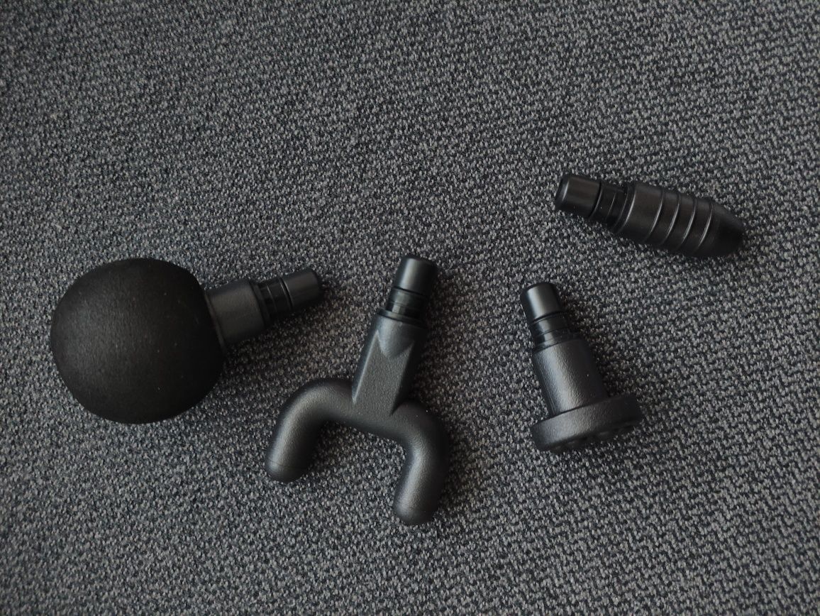 Mini pistolet do masażu 4 końcówki masujące USB-C