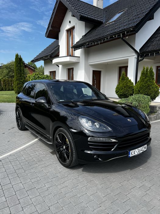 Porsche Cayenne Platinum Edition